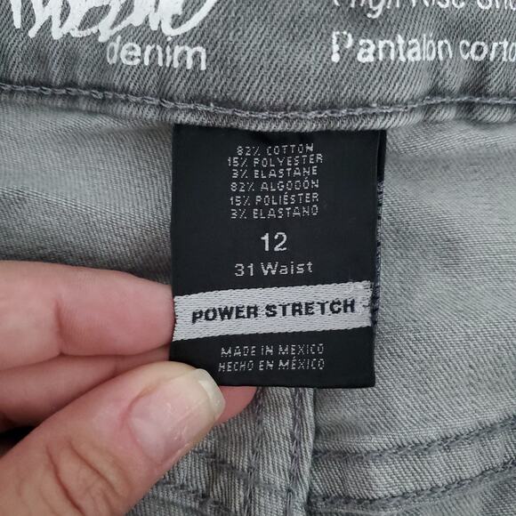 Mossimo 12 High Rise Gray Stonewash Raw Hemline Button Fly Stretchy Short - Picture 4 of 6